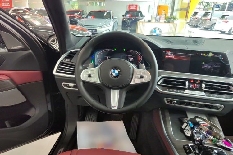Used BMW X5 2022 Restyled xDrive 40Li M Sport Package Steering Wheel