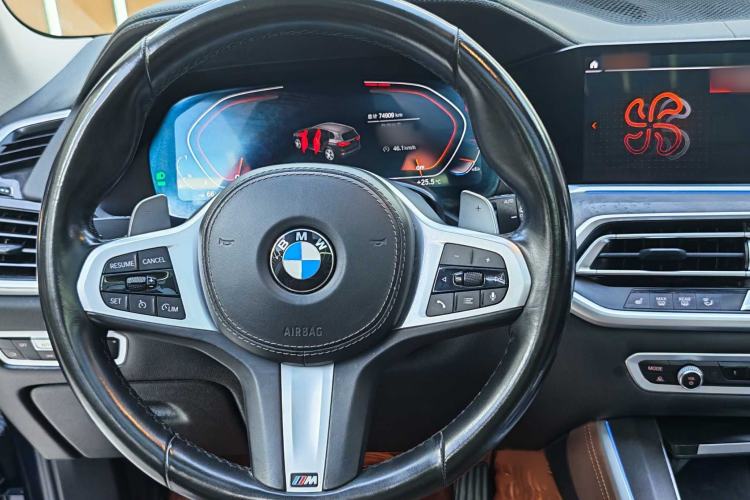 Used BMW X5 2022 xDrive30i M Sport Package Steering Wheel