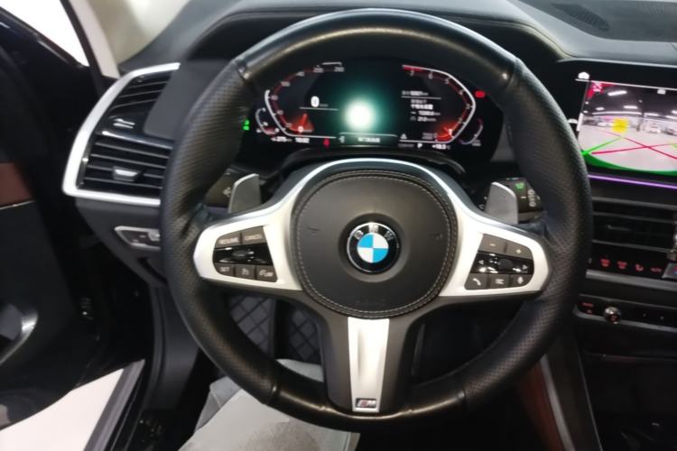 Used BMW X5 2022 xDrive30i M Sport Package Steering Wheel