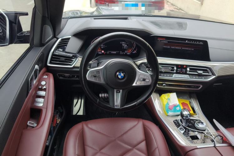 Used BMW X5 2022 xDrive 40Li M Sport Package Steering Wheel