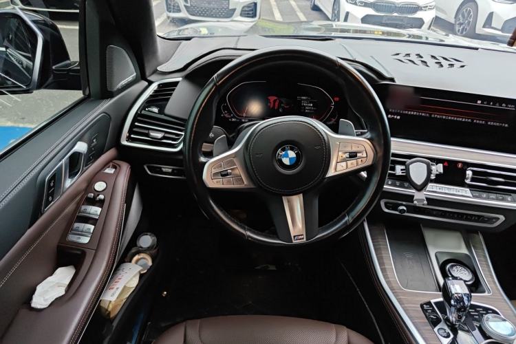 Used BMW X5 2022 Restyled xDrive 40Li M Sport Package Steering Wheel