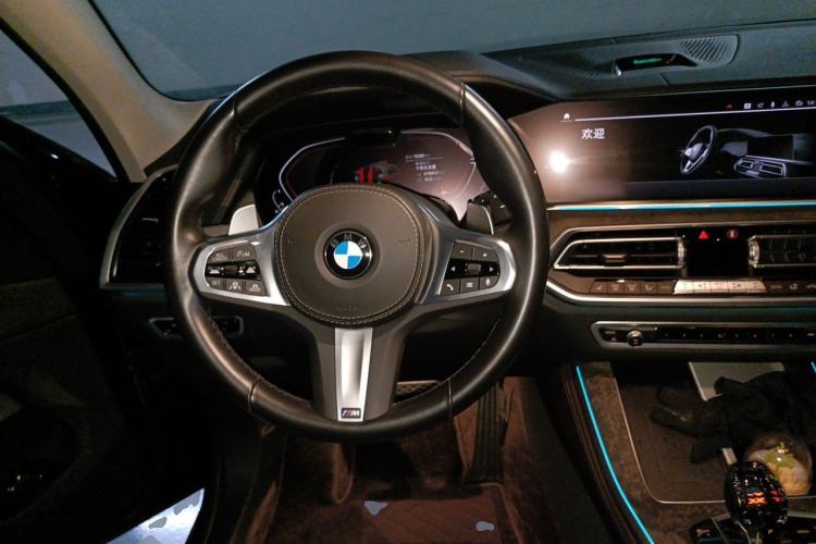 Used BMW X5 2022 xDrive 30Li M Sport Package Steering Wheel
