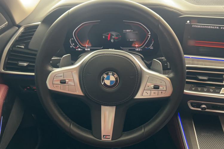 Used BMW X5 2022 Restyled xDrive 30Li Luxury Version M Sport Package Steering Wheel