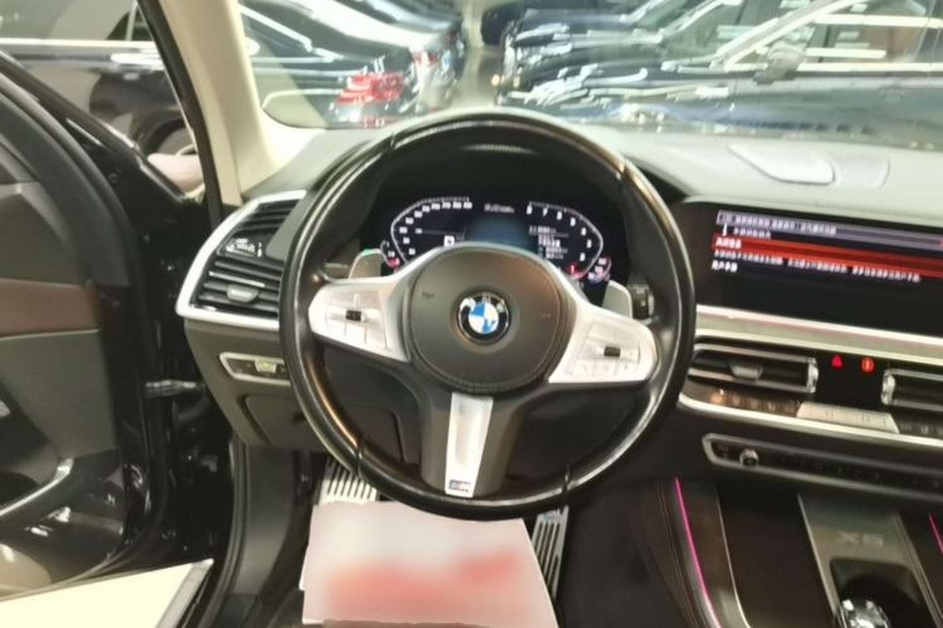 Used BMW X5 2022 Restyled xDrive 30Li Luxury Version M Sport Package Steering Wheel