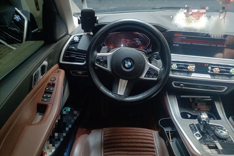 Used BMW X5 2022 xDrive40i M Sport Package Steering Wheel