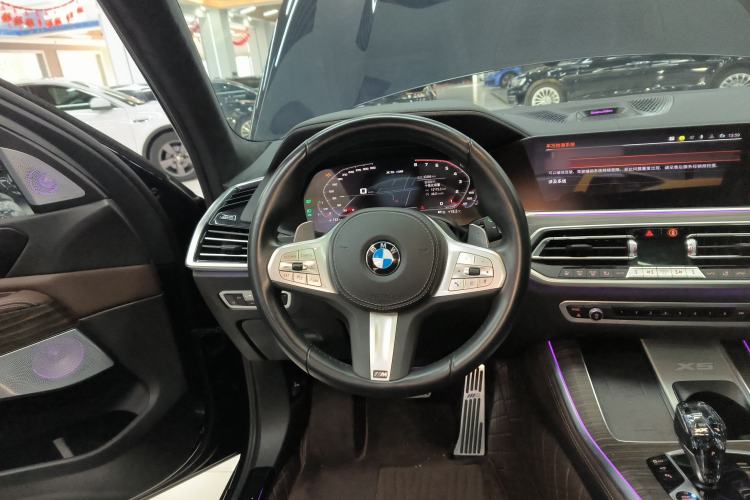 Used BMW X5 2022 Restyled xDrive 40Li M Sport Package Steering Wheel
