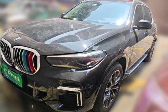 BMW X5 2022 xDrive 30Li M Sport Package d’occasion
