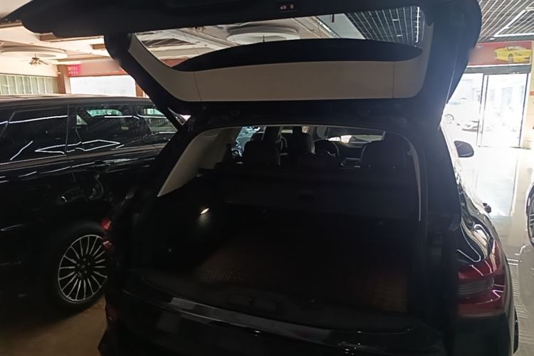 Used BMW X5 2022 Restyled xDrive 30Li M Sport Package Trunk