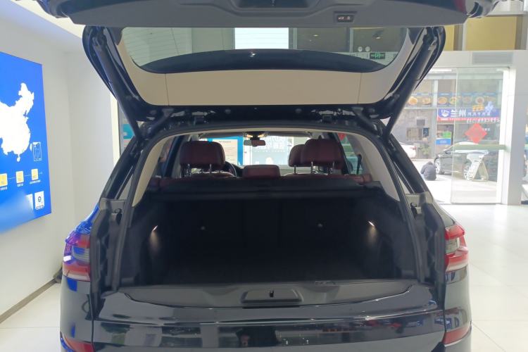 Used BMW X5 2022 Restyled xDrive 30Li Luxury Version M Sport Package Trunk
