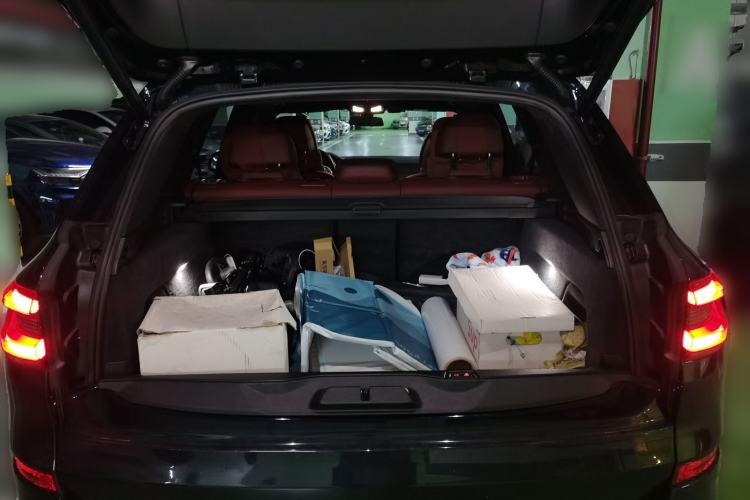 Used BMW X5 2022 xDrive 40Li Luxury Edition M Sport Package Trunk