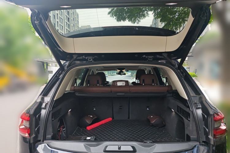 Used BMW X5 2022 xDrive40i M Sport Package Trunk