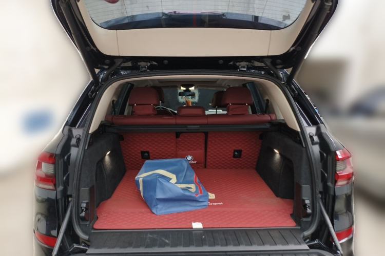 Used BMW X5 2022 Restyled xDrive 30Li Luxury Version M Sport Package Trunk