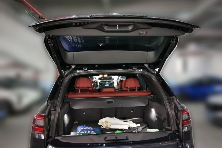Used BMW X5 2022 Restyled xDrive 40Li M Sport Package Trunk