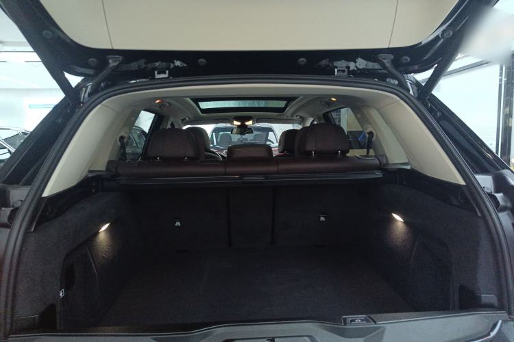 Used BMW X5 2022 Restyled xDrive 30Li Luxury Version M Sport Package Trunk