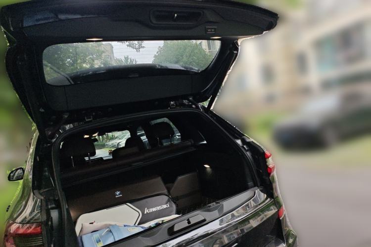 Used BMW X5 2022 Restyled xDrive 40Li M Sport Package Trunk