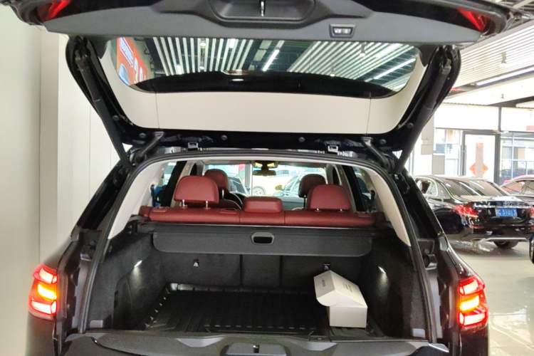 Used BMW X5 2022 Restyled xDrive 30Li Luxury Version M Sport Package Trunk