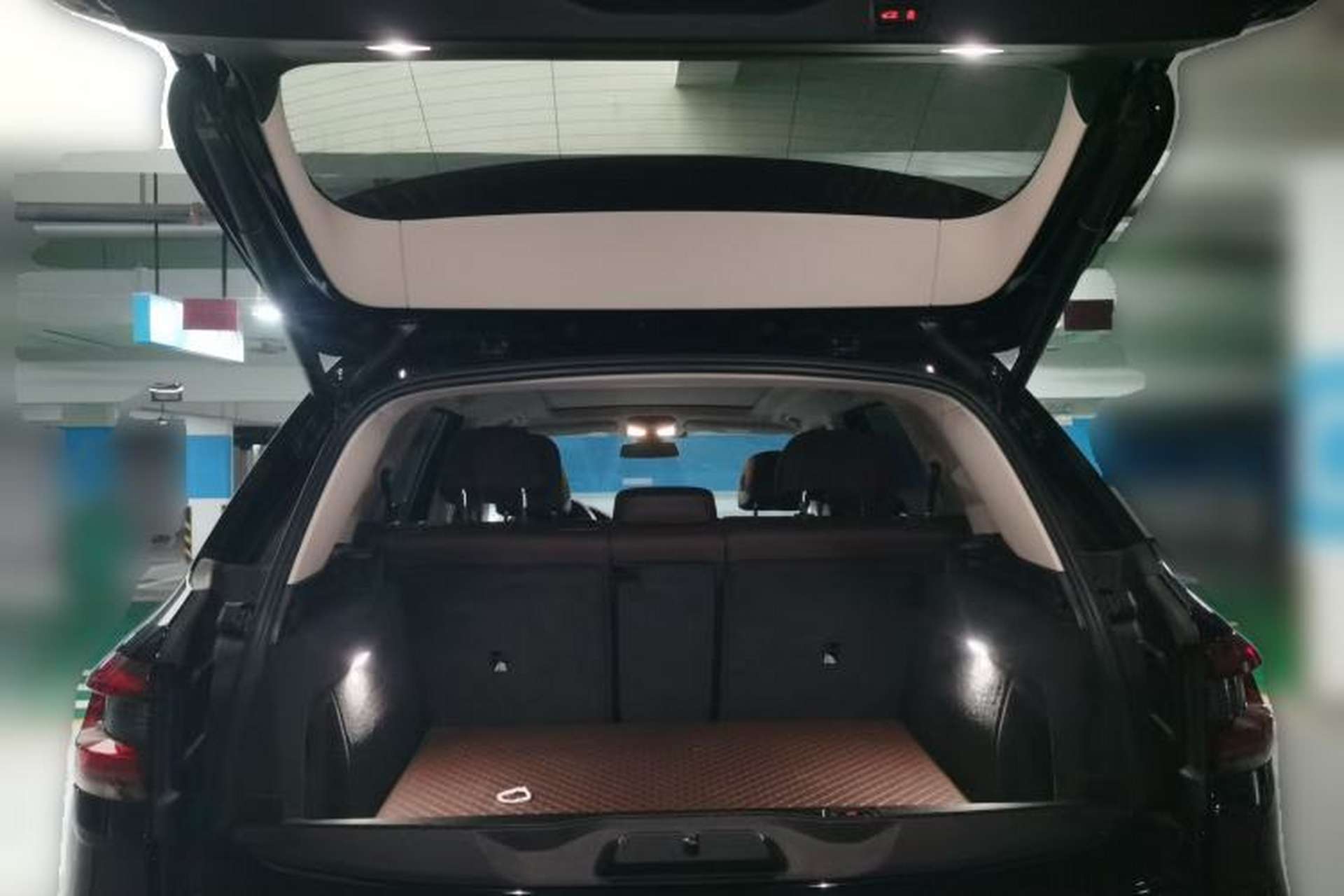 Used BMW X5 2022 Restyled xDrive 30Li Luxury Version M Sport Package Trunk