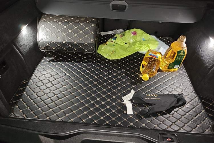 Used BMW X5 2022 xDrive30i M Sport Package Trunk