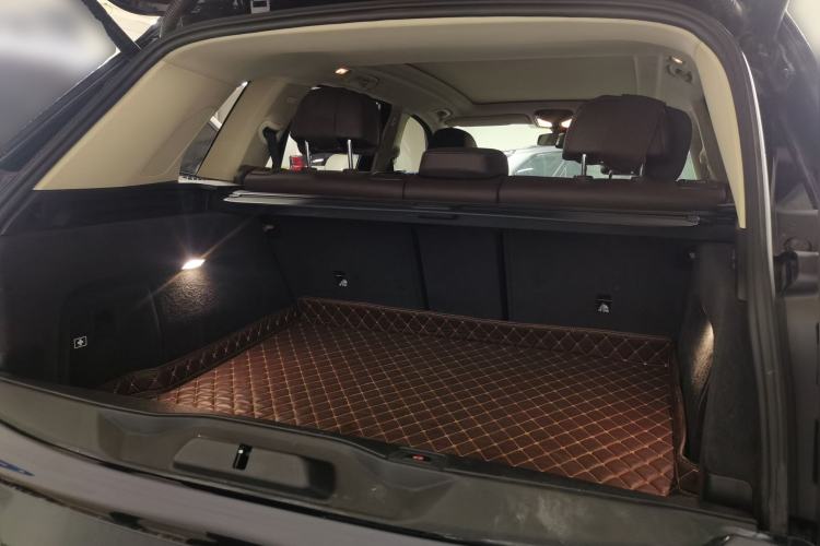 Used BMW X5 2022 xDrive 30Li M Sport Package Trunk