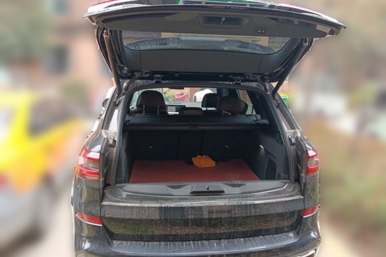 Used BMW X5 2022 Restyled xDrive 40Li Luxury Edition M Sport Package Trunk