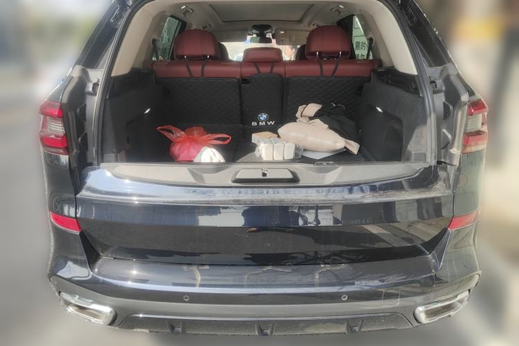 Used BMW X5 2022 Restyled xDrive 30Li Luxury Version M Sport Package Trunk