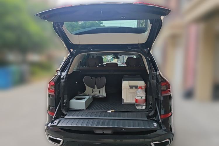 Used BMW X5 2022 xDrive40i M Sport Package Trunk