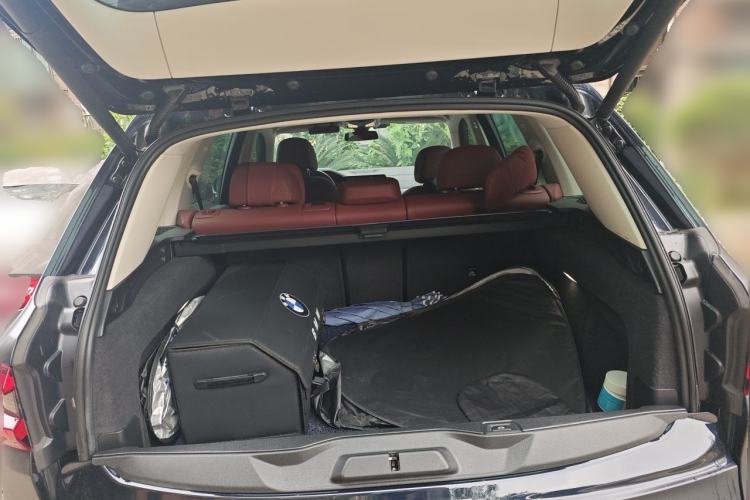 Used BMW X5 2022 xDrive 30Li M Sport Package Trunk