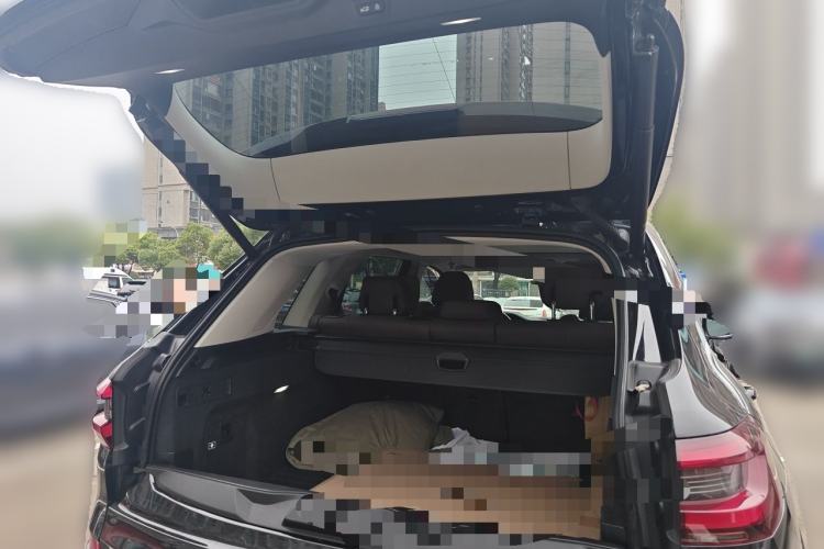 Used BMW X5 2022 xDrive40i M Sport Package Trunk