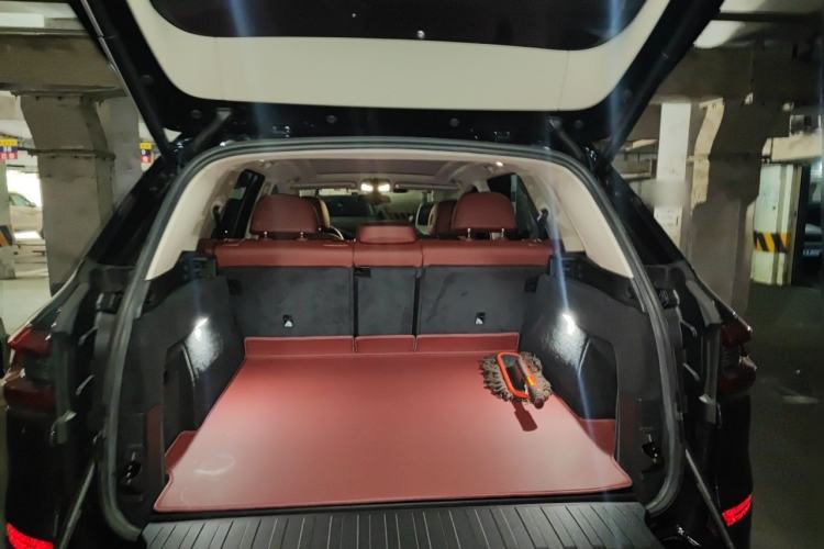 Used BMW X5 2022 Restyled xDrive 30Li Luxury Version M Sport Package Trunk