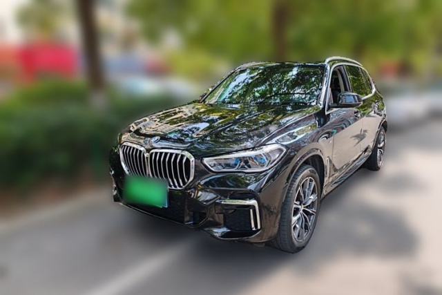 Używany BMW X5 2022 xDrive 30Li Luxury M Sport Package