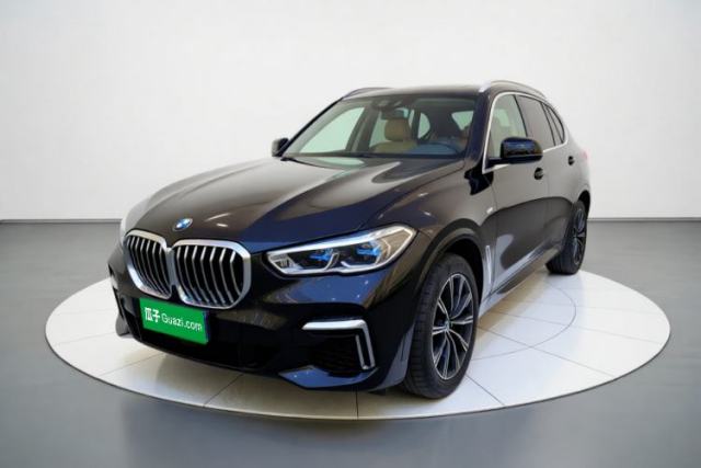 BMW X5 2022 Restyled xDrive 30Li Luxury Version M Sport Package d’occasion