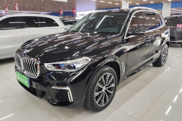 BMW X5 2022 Restyled xDrive 30Li Luxury Version M Sport Package de segunda mano