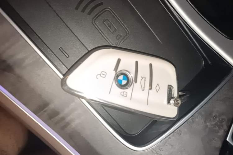 Used BMW X5 2022 Restyled xDrive 30Li Luxury Version M Sport Package Vehicle Key
