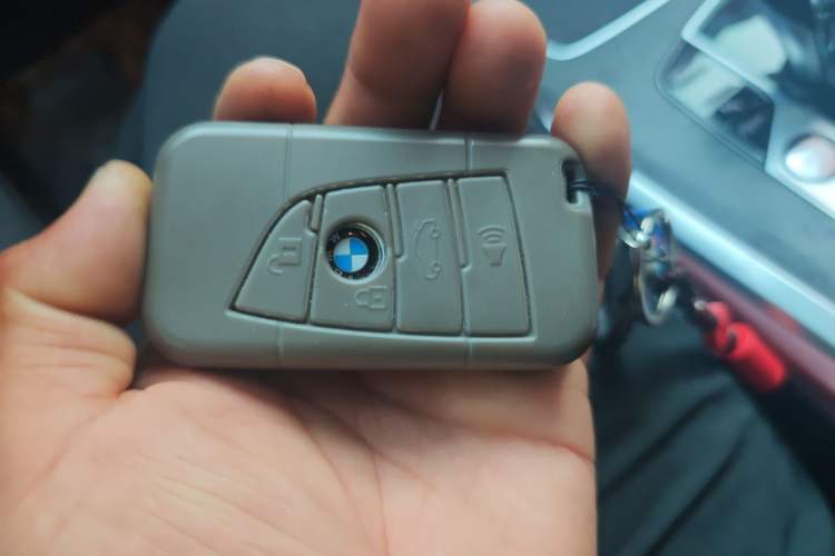 Used BMW X5 2022 Restyled xDrive 30Li Luxury Version M Sport Package Vehicle Key