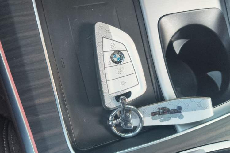 Used BMW X5 2022 xDrive 40Li M Sport Package Vehicle Key