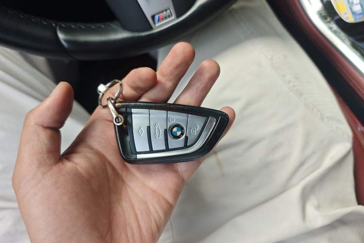 Used BMW X5 2022 Restyled xDrive 30Li Luxury Version M Sport Package Vehicle Key