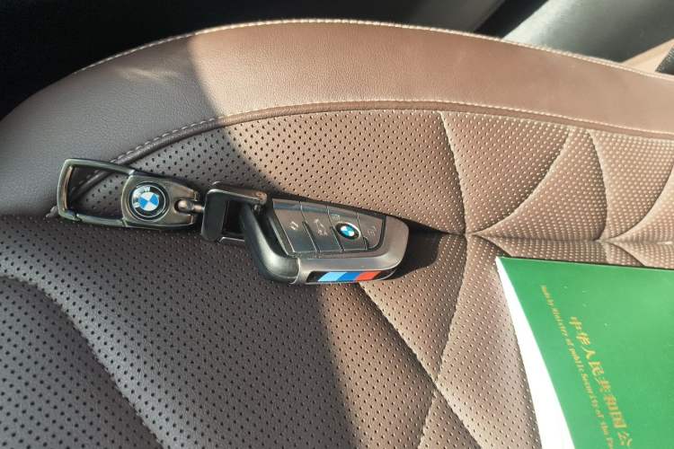 Used BMW X5 2022 xDrive 40Li M Sport Package Vehicle Key