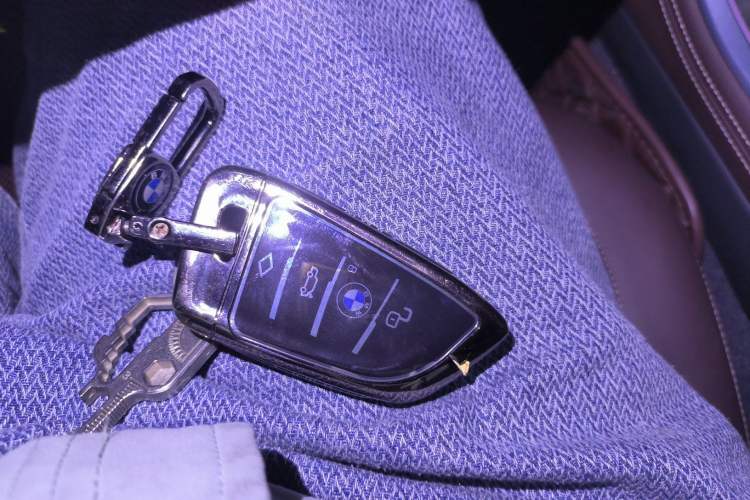 Used BMW X5 2022 xDrive 30Li M Sport Package Vehicle Key