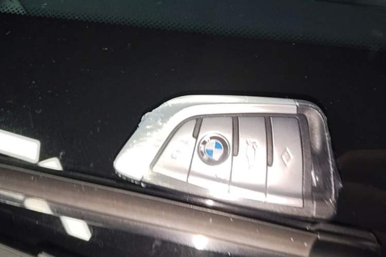 Used BMW X5 2022 Restyled xDrive 40Li M Sport Package Vehicle Key