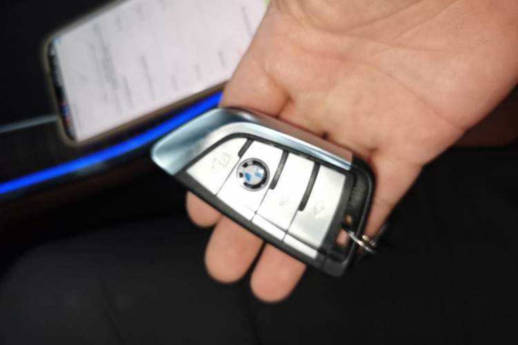 Used BMW X5 2022 Restyled xDrive 40Li M Sport Package Vehicle Key