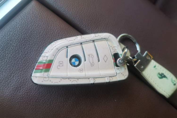 Used BMW X5 2022 xDrive40i Luxury Edition M Sport Package Vehicle Key