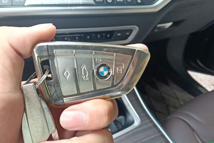 Used BMW X5 2022 Restyled xDrive 40Li M Sport Package Vehicle Key