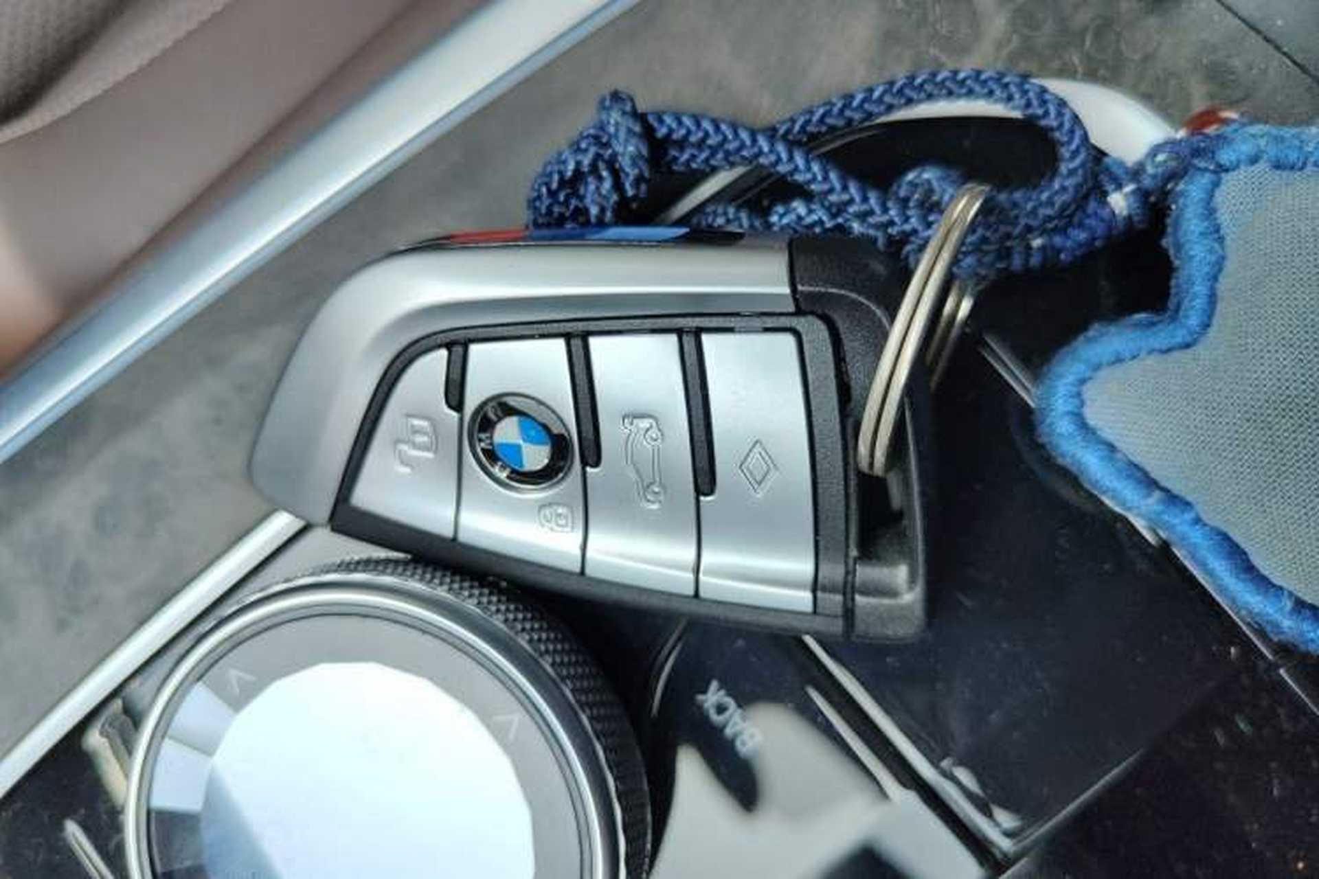 Used BMW X5 2022 Restyled xDrive 30Li Luxury Version M Sport Package Vehicle Key