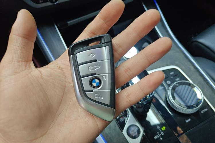 Used BMW X5 2022 xDrive30i M Sport Package Vehicle Key