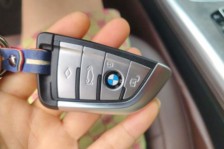 Used BMW X5 2022 xDrive 30Li M Sport Package Vehicle Key