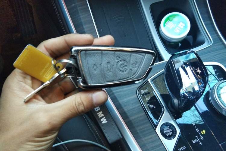 Used BMW X5 2022 xDrive 40Li M Sport Package Vehicle Key