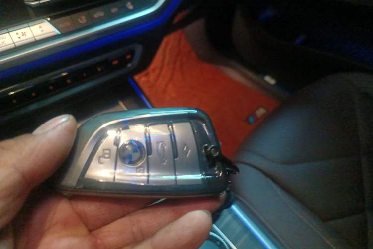 Used BMW X5 2022 Restyled xDrive 40Li M Sport Package Vehicle Key