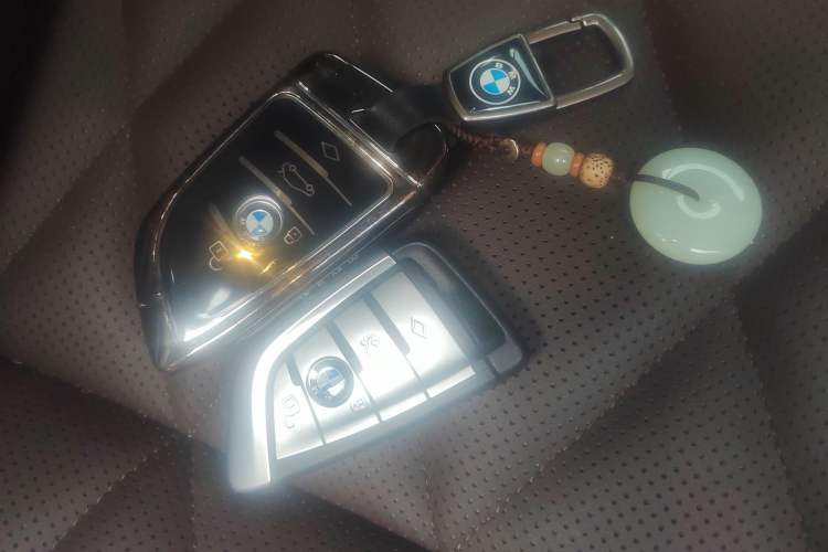 Used BMW X5 2022 xDrive 30Li M Sport Package Vehicle Key