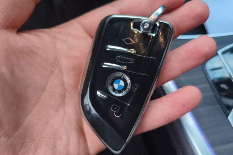 Used BMW X5 2022 xDrive 40Li Luxury Edition M Sport Package Vehicle Key