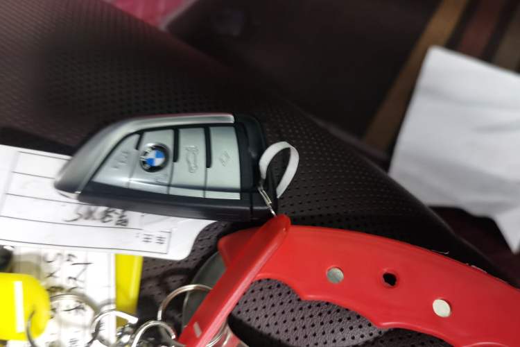 Used BMW X5 2022 xDrive 30Li M Sport Package Vehicle Key